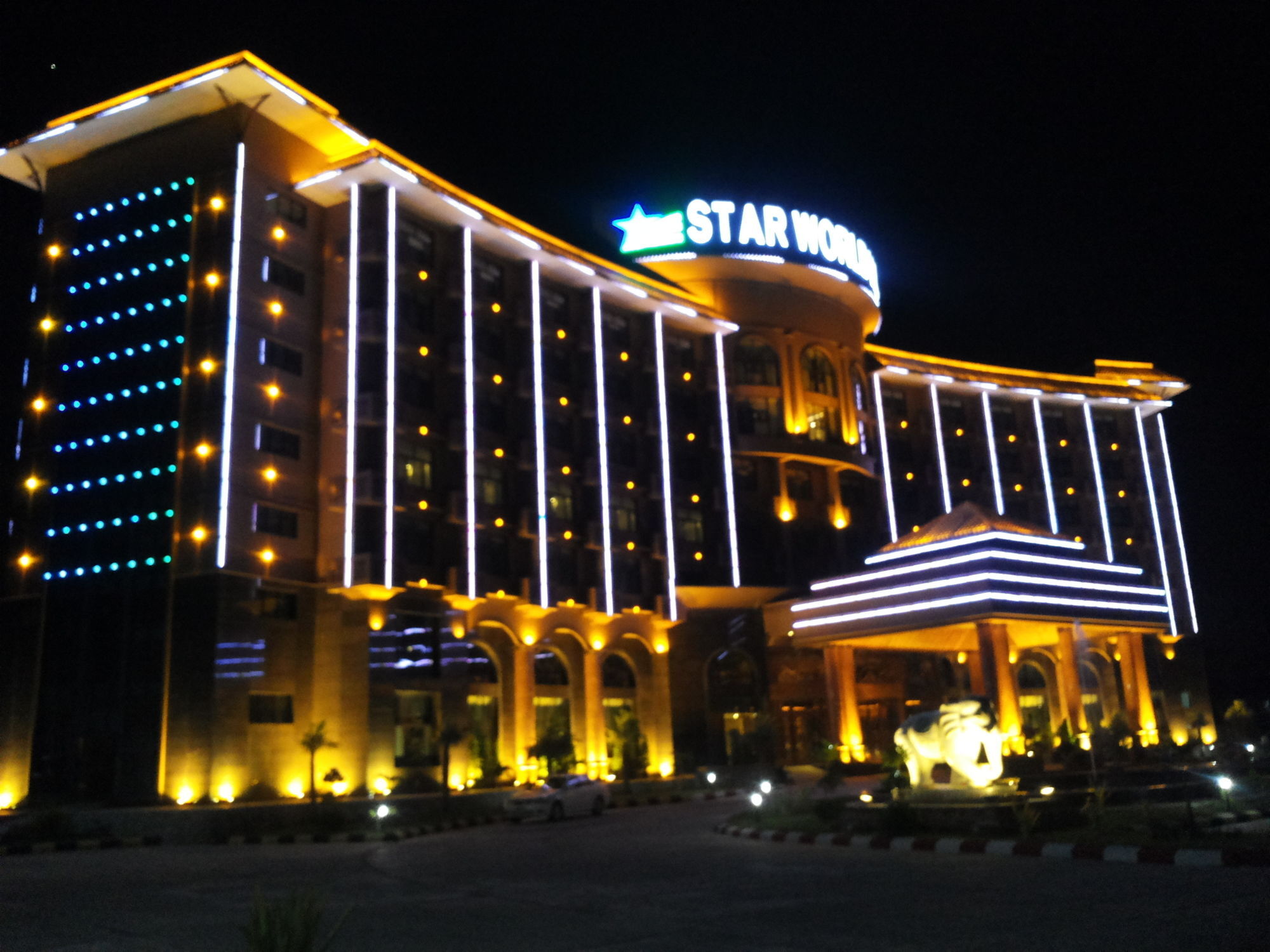 星辰世界酒店 Naypyidaw 外观 照片